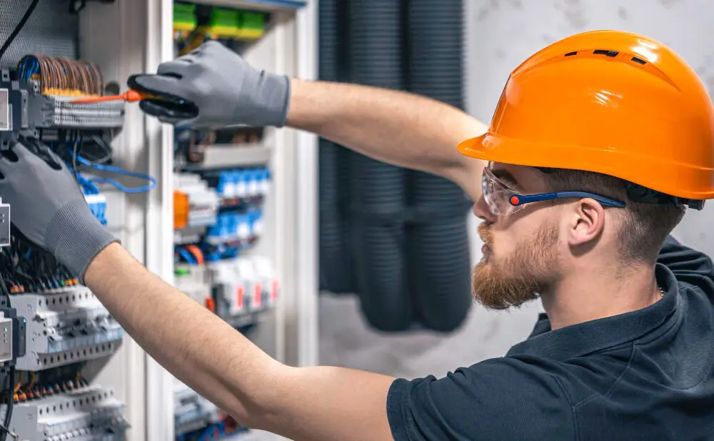 Preventive Maintenance Management: Benefits and Goals Explained